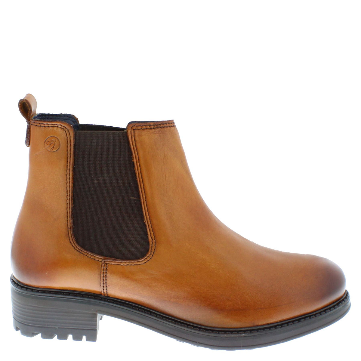 Larkhill Women's Cleated Sole Leather Chelsea Boots