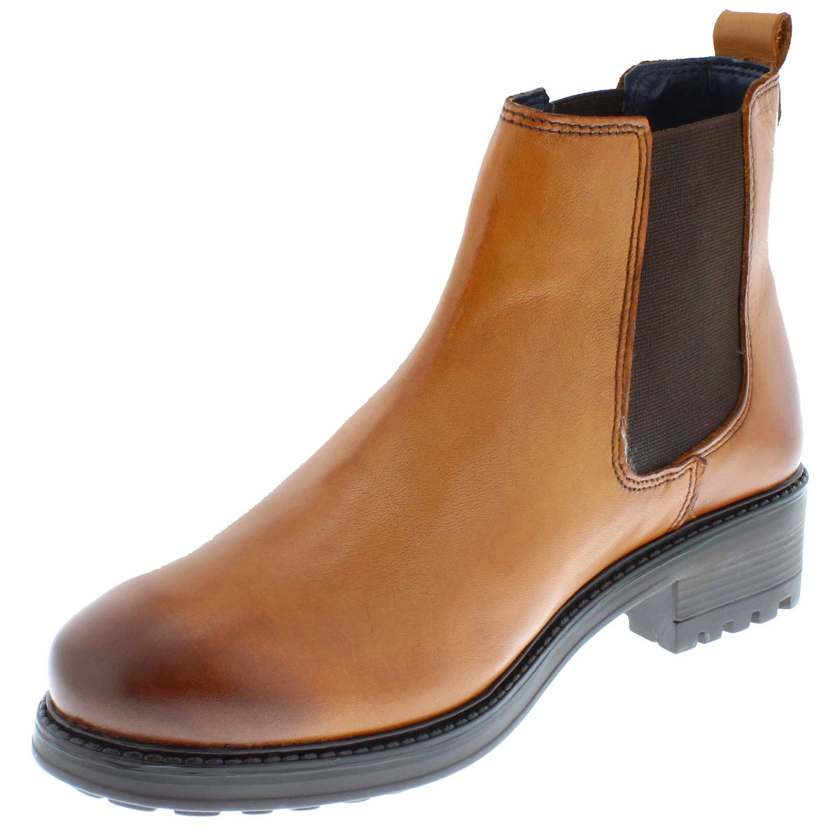 Larkhill Women's Cleated Sole Leather Chelsea Boots